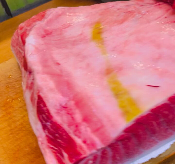 塩釜産のマグロです