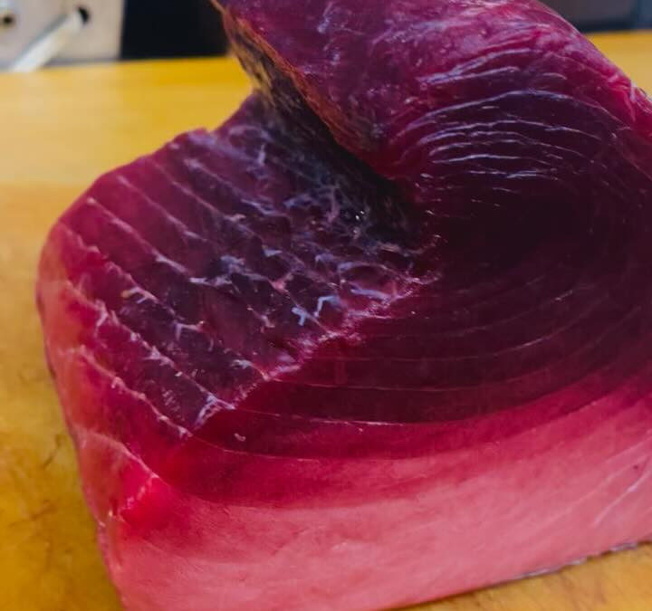 いよいよ夏マグロの季節になってきました